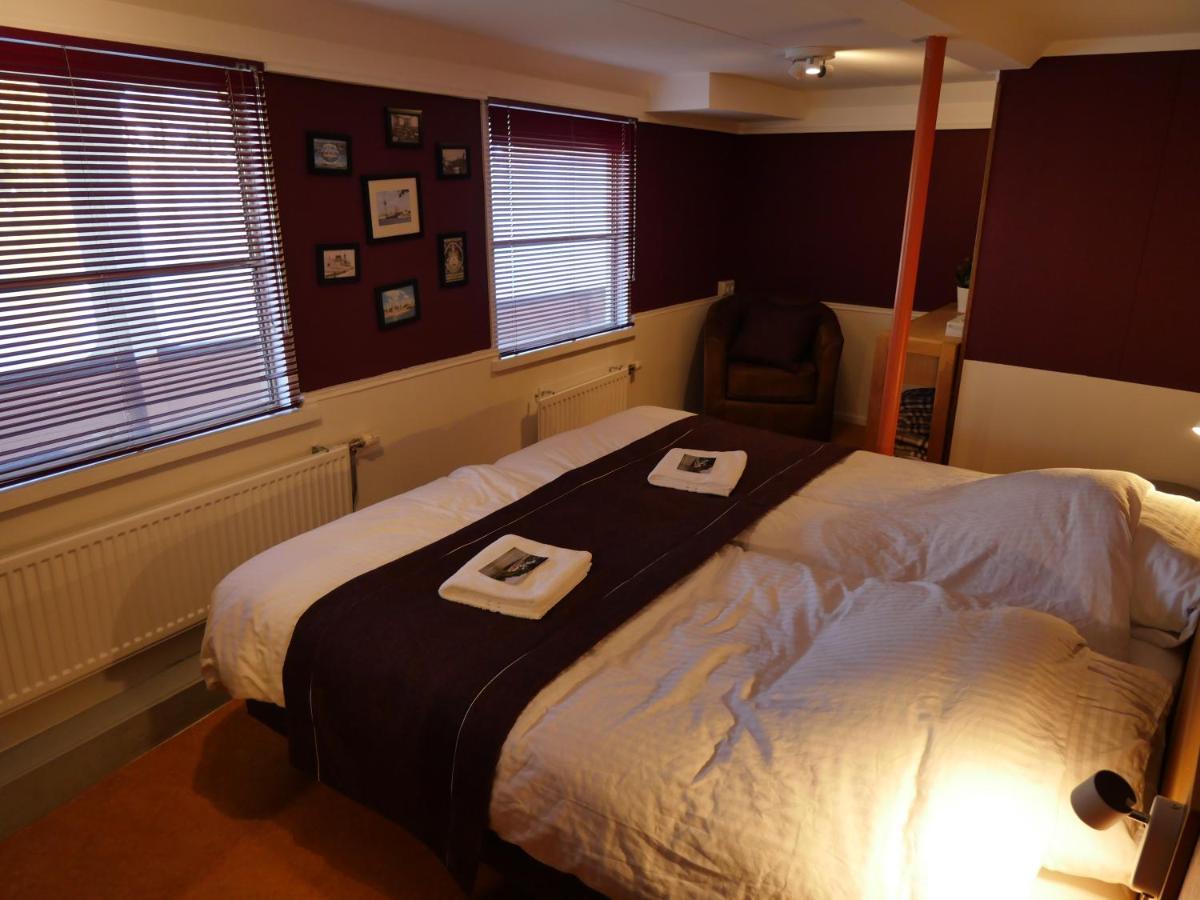 De Logeerboot Dordrecht B&B 외부 사진