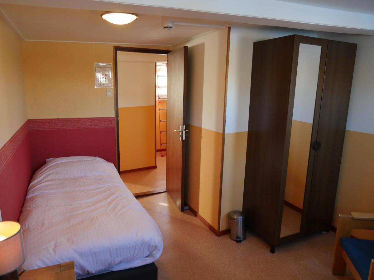 De Logeerboot Dordrecht B&B 외부 사진