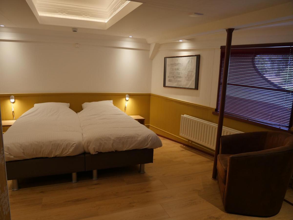 De Logeerboot Dordrecht B&B 외부 사진