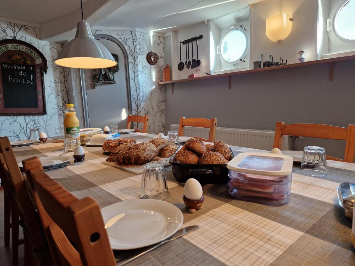 De Logeerboot Dordrecht B&B 외부 사진